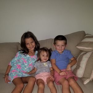 Meet your Posher, Alicia